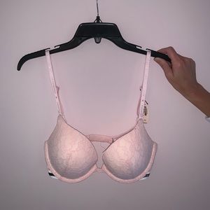 Victoria’s Secret pink bra